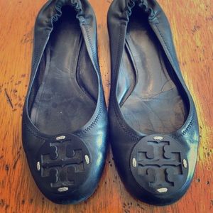 Tory Burch Black MINNIE FLATS!